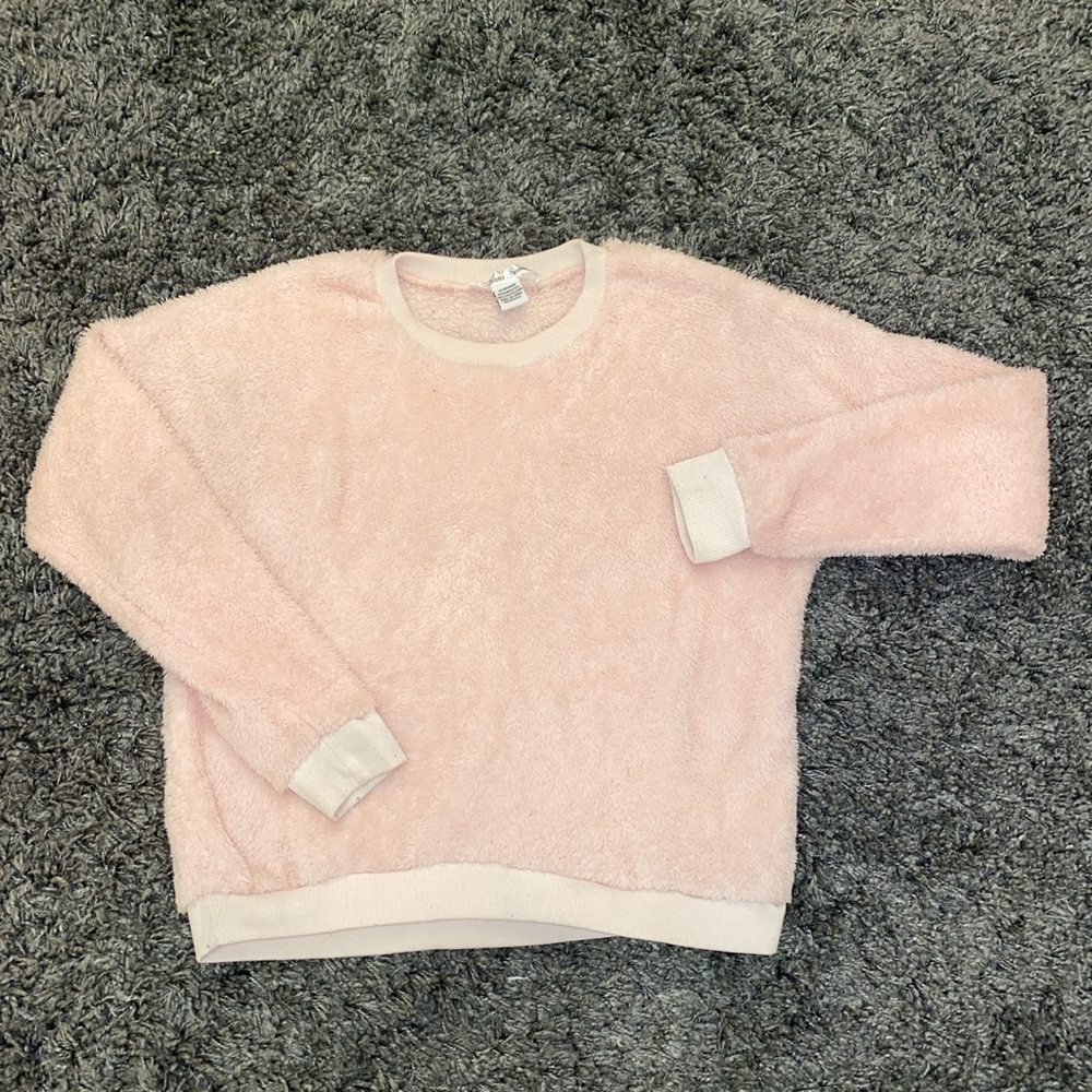 Fuzzy baby pink pullover